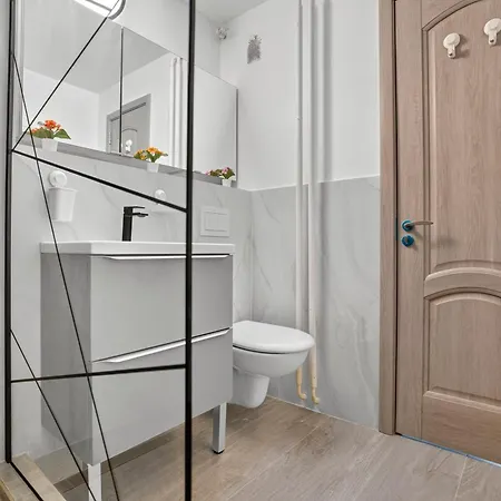 דירה Stylish 2br Near National Arena Perfect For Groups בוקרשט